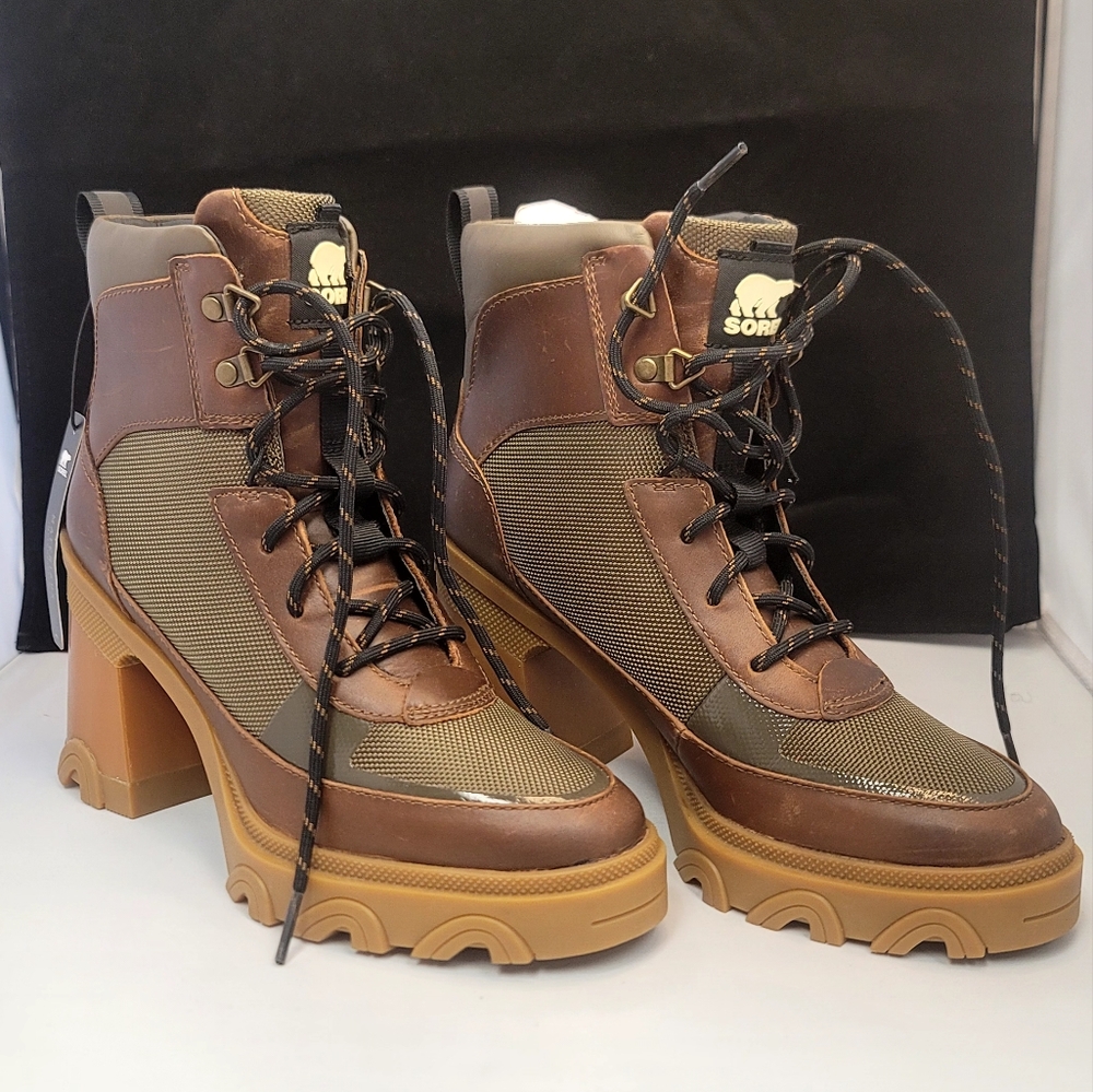 Sorel Women's Brown and Olive Heeled Boots